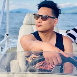 Meet your Posher, Deepak